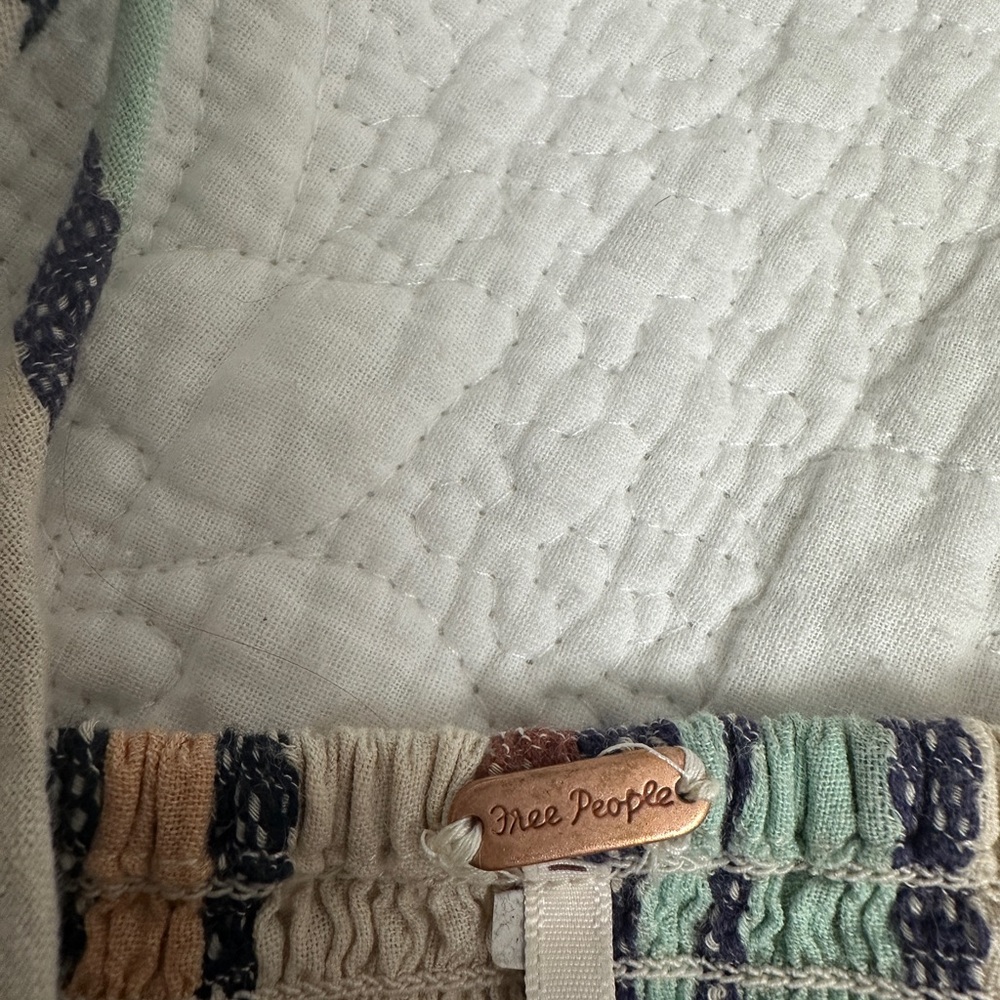 Free People Women's Twisted Tank Size Medium - Picture 3 of 10